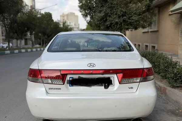هیوندای آزرا (گرنجور)