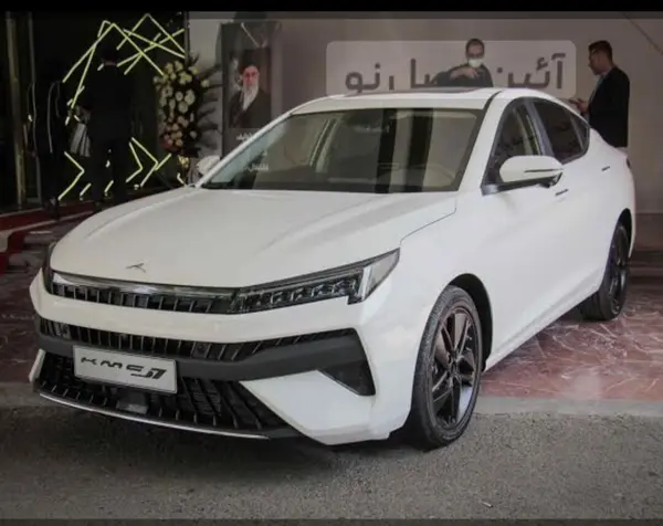 عکس کی ام سی J7