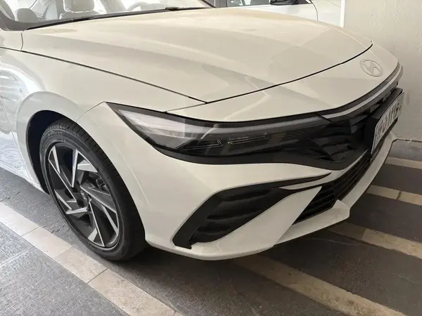 عکس هیوندای النترا