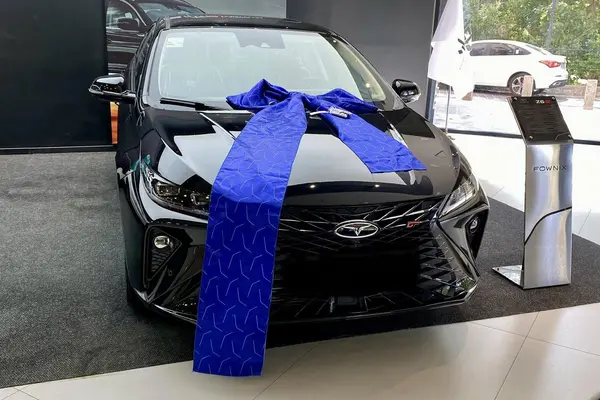 فونیکس آریزو 6 جی تی (Z6 GT)