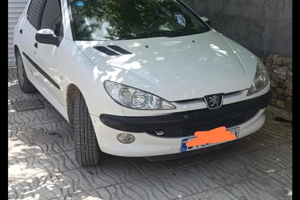 پژو 206