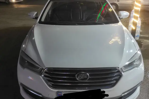لیفان 820