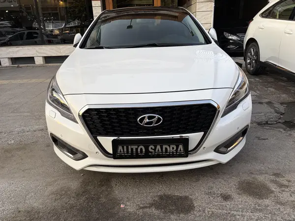 هیوندای سوناتا هیبرید