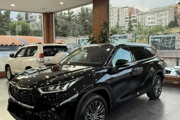 عکس تویوتا هایلندر هیبرید