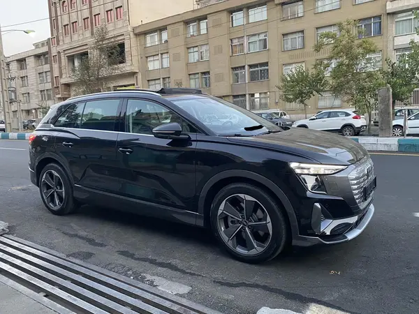 آئودی Q5 e-tron