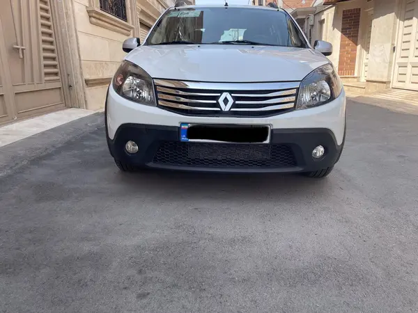 رنو ساندرو استپ وی