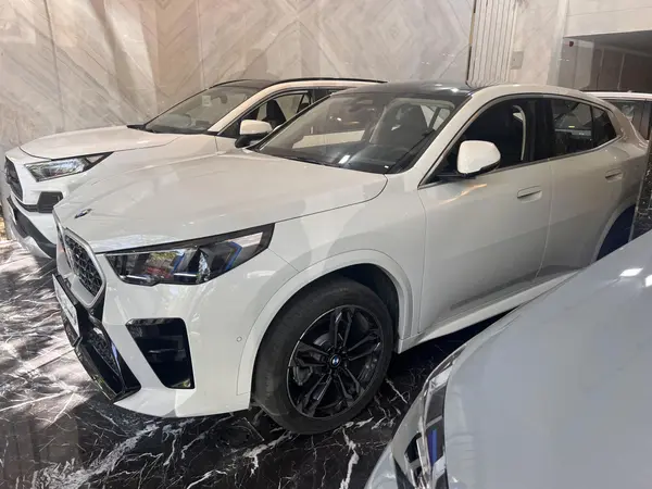 عکس بی ام و X2