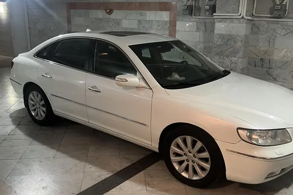 هیوندای آزرا (گرنجور)