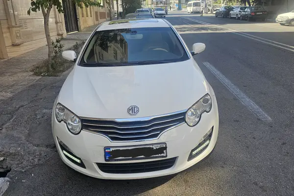 ام جی 550
