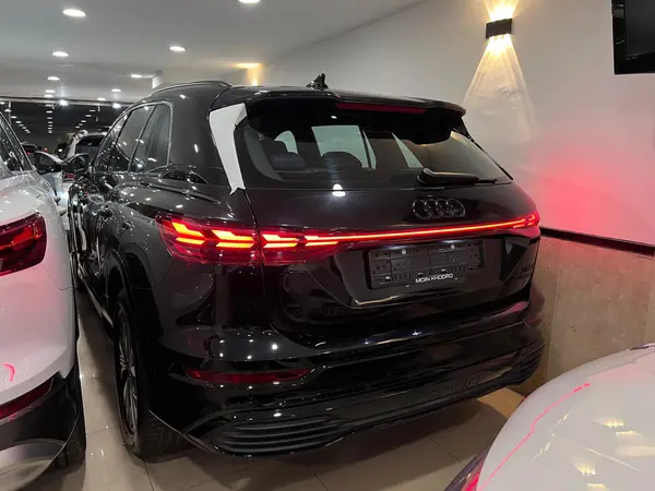 آئودی Q5 e-tron
