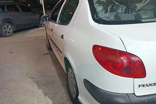 پژو 206 SD