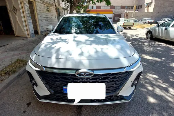 فونیکس آریزو 8 (Z8)