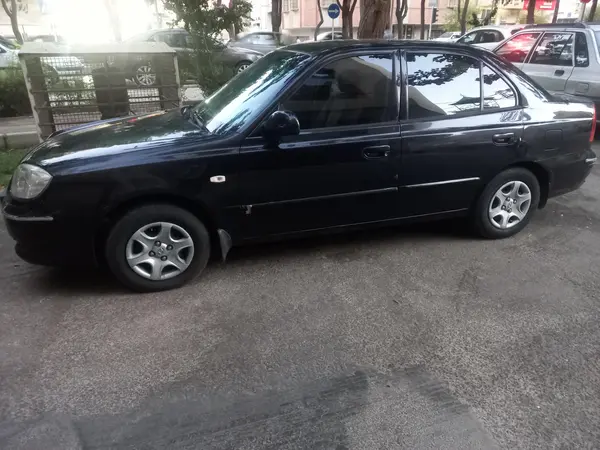 عکس هیوندای ورنا