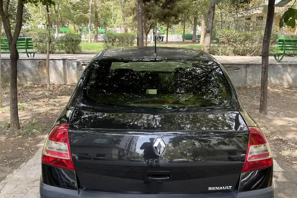 رنو مگان (مونتاژ)