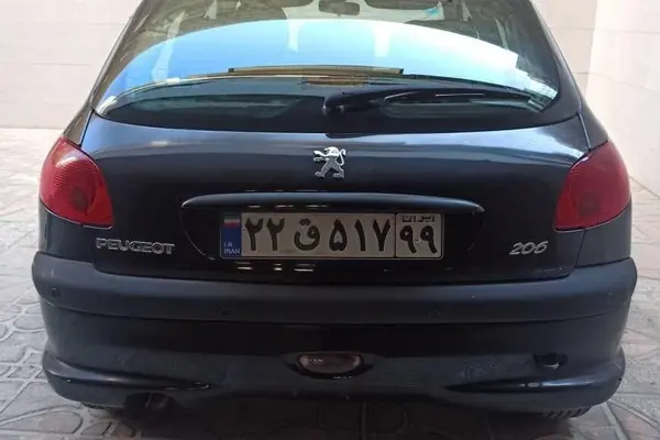 پژو 206
