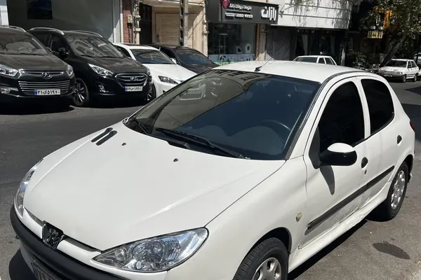 پژو 206