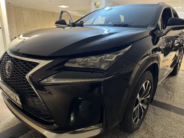 لکسوس NX
