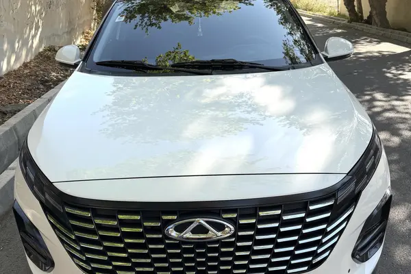 عکس ام وی ام X33 کراس