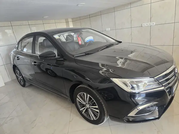 ام جی 5