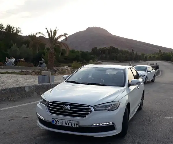 عکس لیفان 820