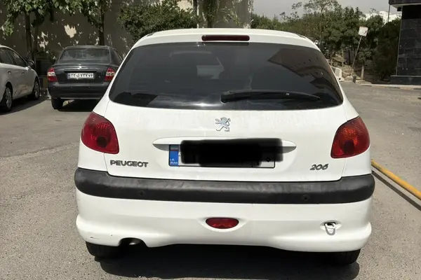 پژو 206