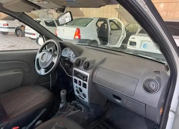 عکس رنو تندر 90