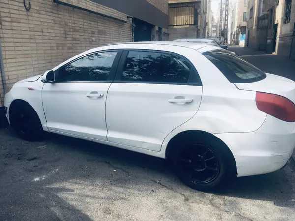 عکس ام وی ام 315 صندوق دار