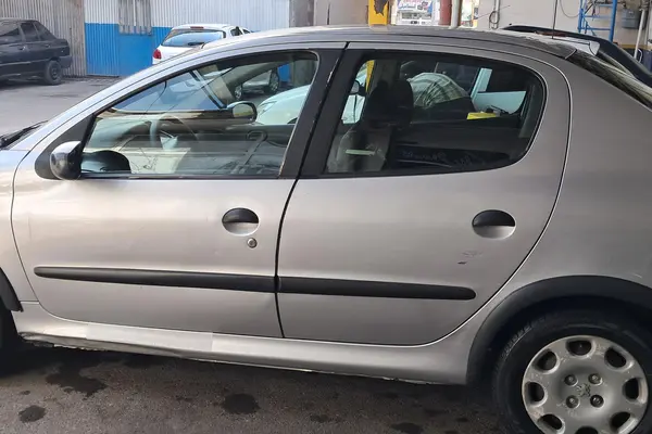 پژو 206 SD