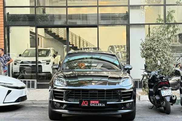 پورشه ماکان