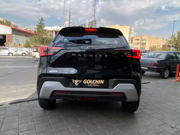 نیسان مگنایت
