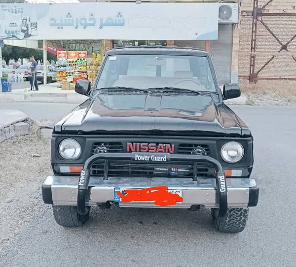 نیسان پاترول دو در