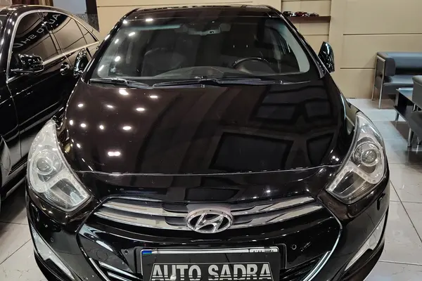 عکس هیوندای i40