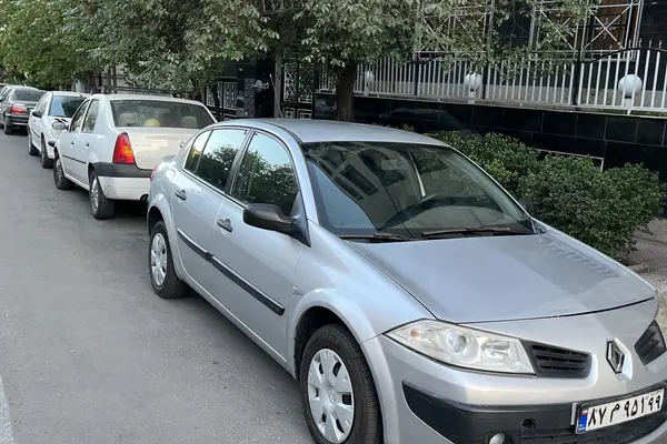 رنو مگان (وارداتی)