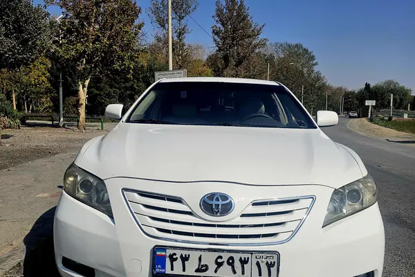 تویوتا کمری