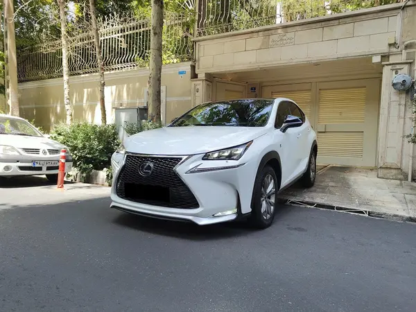 لکسوس NX هیبرید