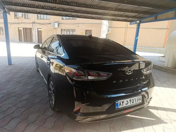 عکس هیوندای سوناتا هیبرید