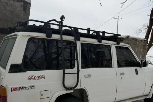 نیسان پاترول چهار در