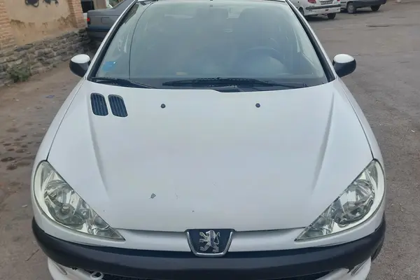پژو 206 SD