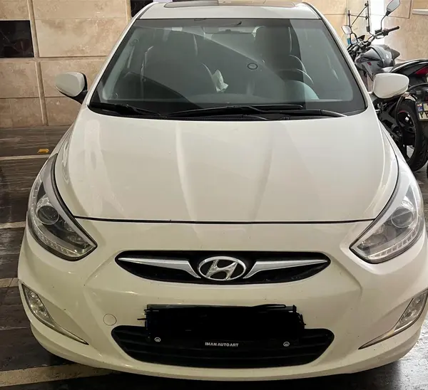 عکس هیوندای اکسنت (مونتاژ)