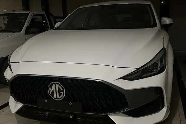 ام جی GT