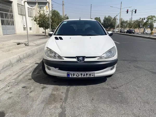 پژو 206