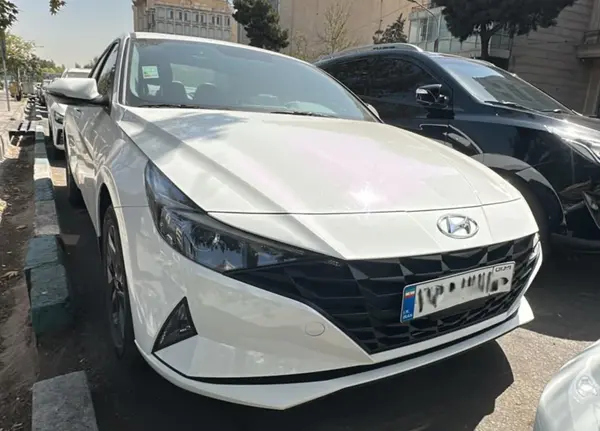 عکس هیوندای النترا