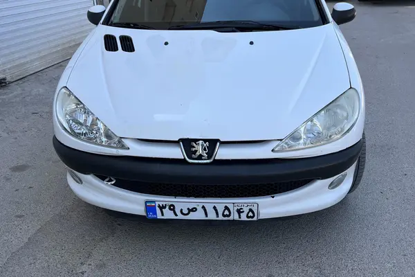 پژو 206