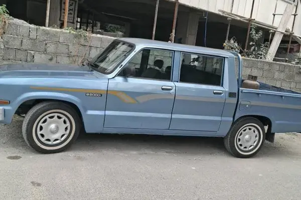 مزدا وانت دوکابين