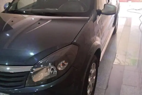 رنو ساندرو استپ وی