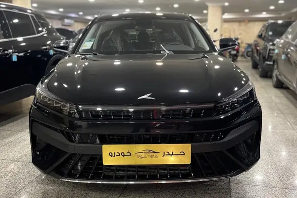 کی ام سی J7