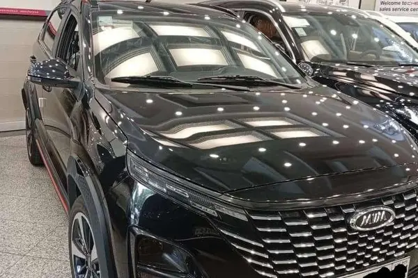 ام وی ام X33 کراس