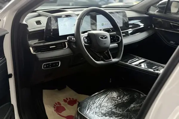 عکس فونیکس FX EV