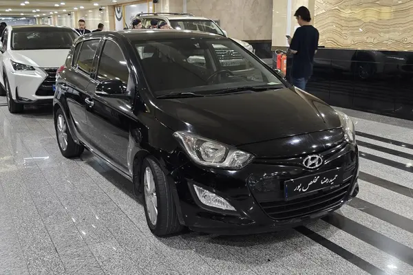 هیوندای i20