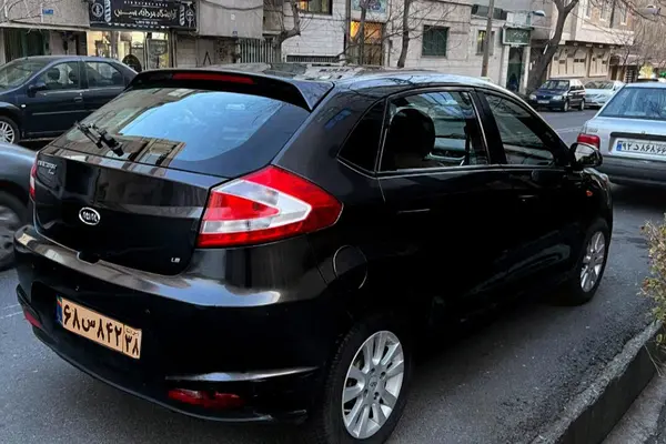 ام وی ام 315هاچ بک